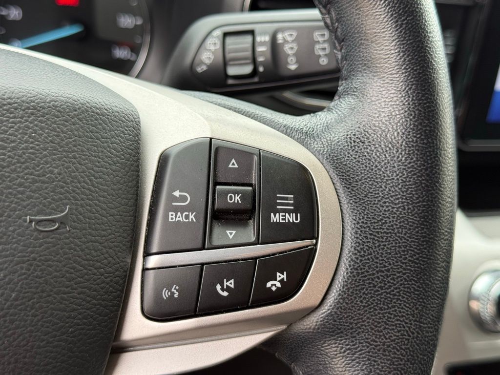 2022 Ford Explorer XLT photo 15