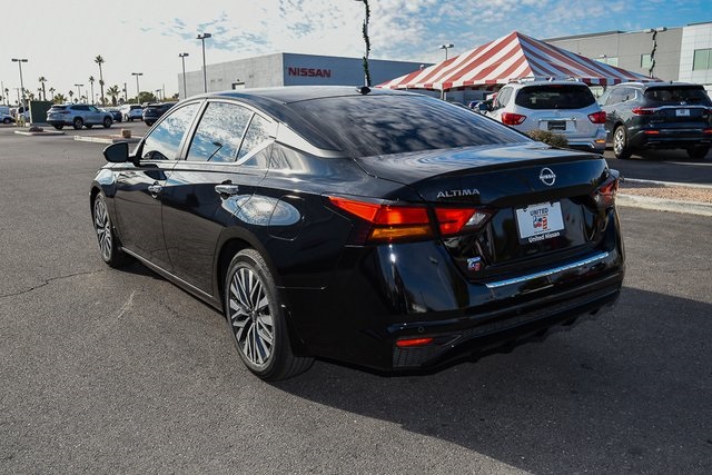 2025 Nissan Altima 2.5 SV photo 3