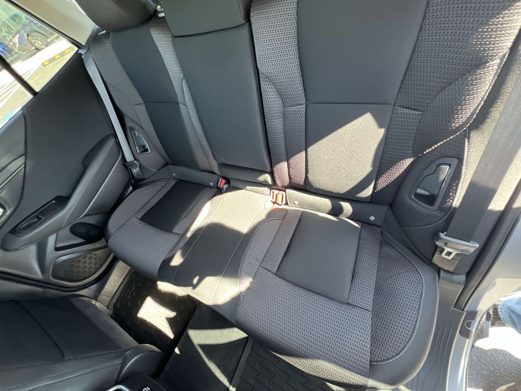 2025 Subaru Outback Premium photo 21