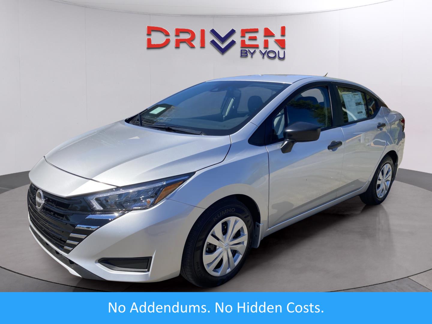 2025 Nissan Versa Sedan S's photo