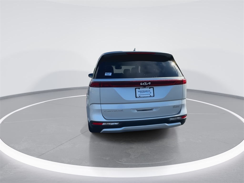 2022 Kia Carnival LXS photo 6
