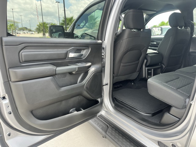2025 Ram 1500 Tradesman photo 15