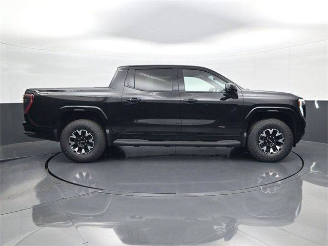 2026 Gmc Sierra EV AT4 photo 4