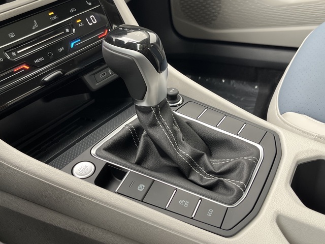 2026 Volkswagen Jetta SE photo 38