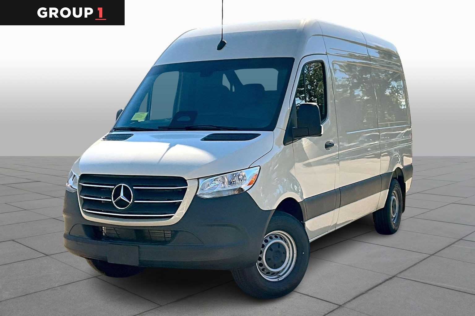 2026 Mercedes-Benz Sprinter Cargo Van Base's photo