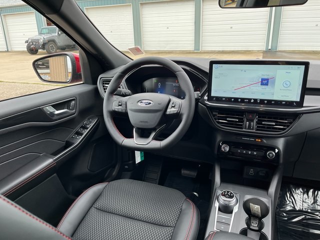 2025 Ford Escape Hybrid ST-Line Select photo 22