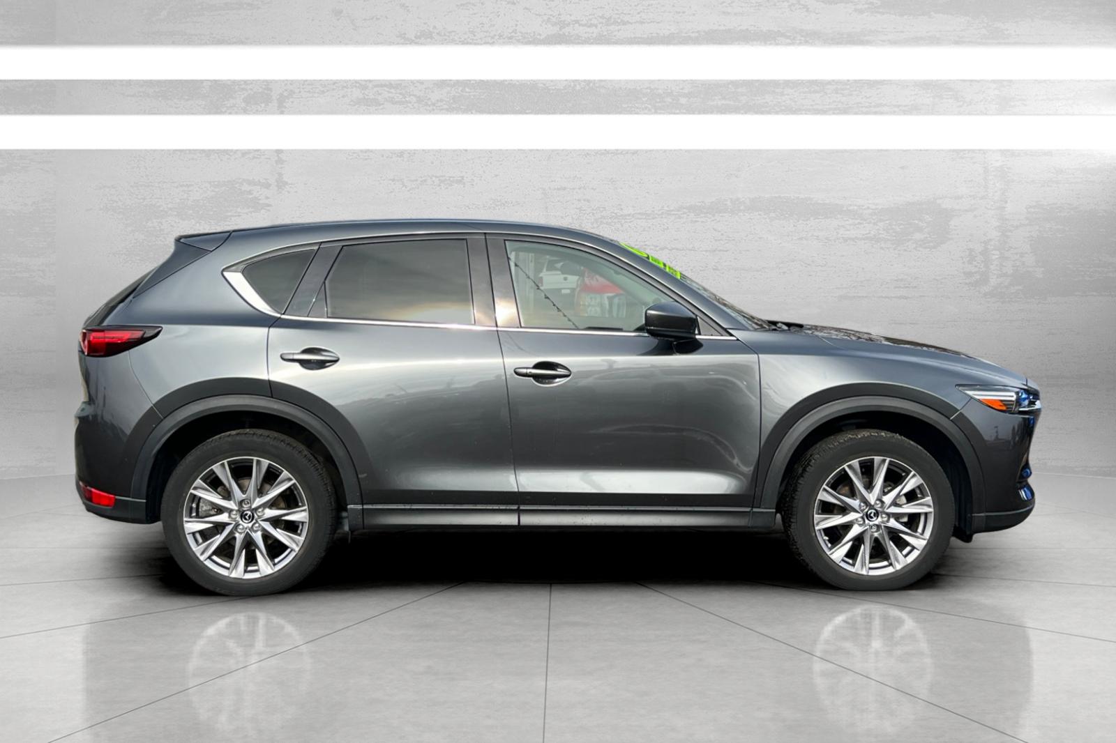 2019 Mazda CX-5 Grand Touring photo 3
