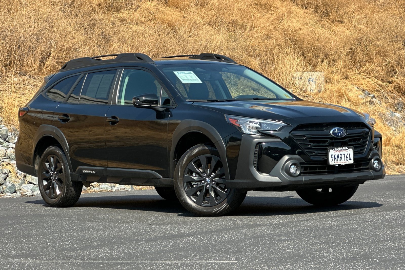 2025 Subaru Outback Onyx Edition photo 2