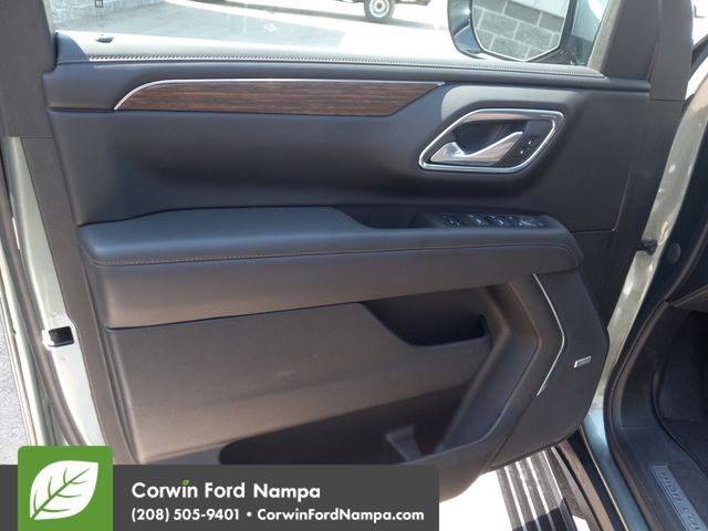 Used 2023 Green Chevrolet High Country image 13