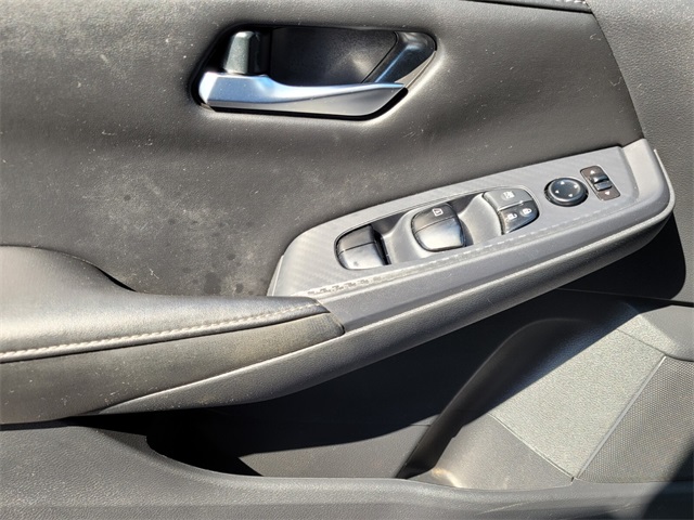 2022 Nissan Sentra SV photo 29