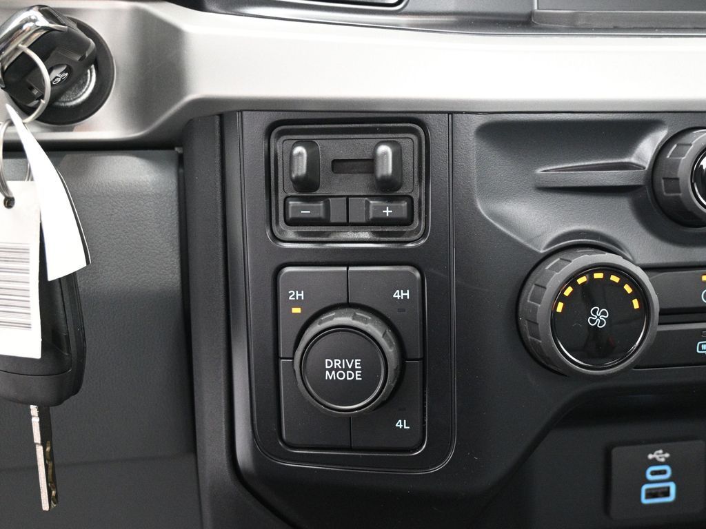 2024 Ford F-450 Chassis XL