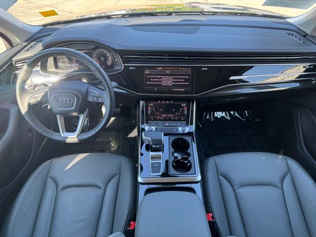 2025 Audi Q7 55 Premium Plus photo 15