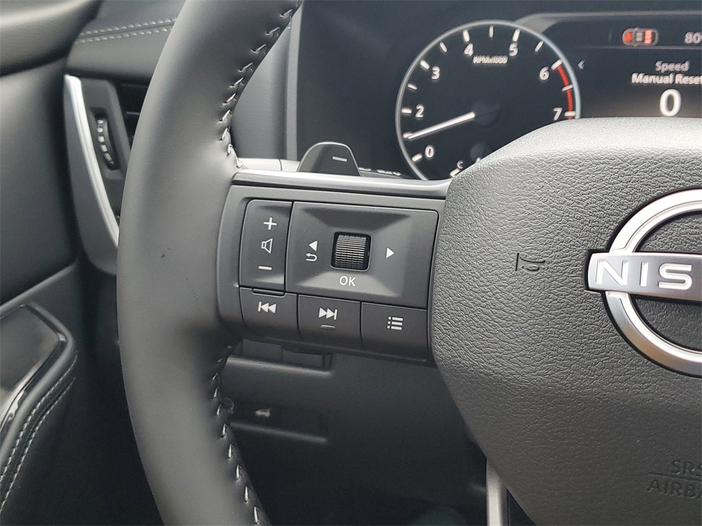 2026 Nissan Rogue SV photo 18