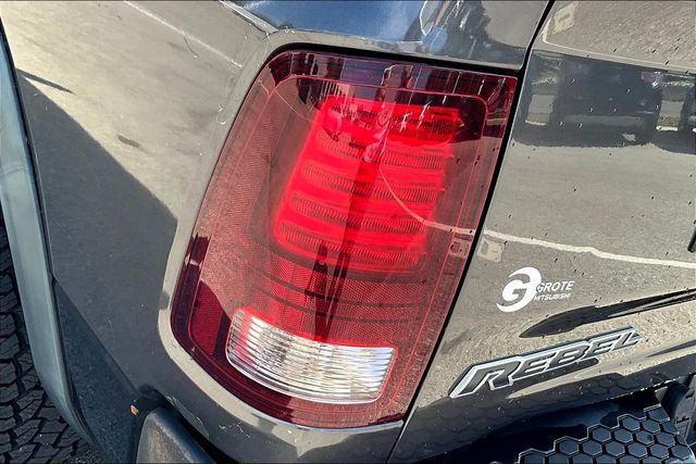 2016 Ram 1500 Rebel photo 31