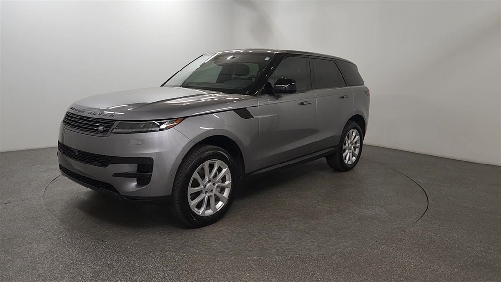 2025 Land Rover Range Rover Sport SE photo 4
