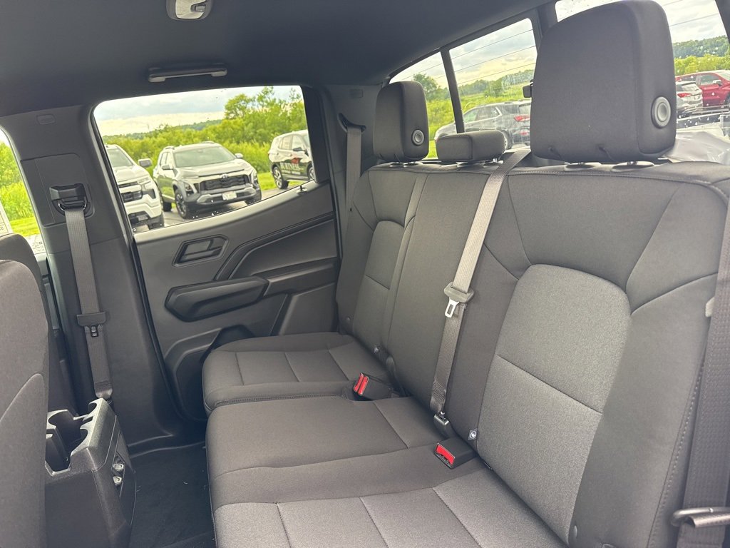 2025 Chevrolet Colorado LT photo 16