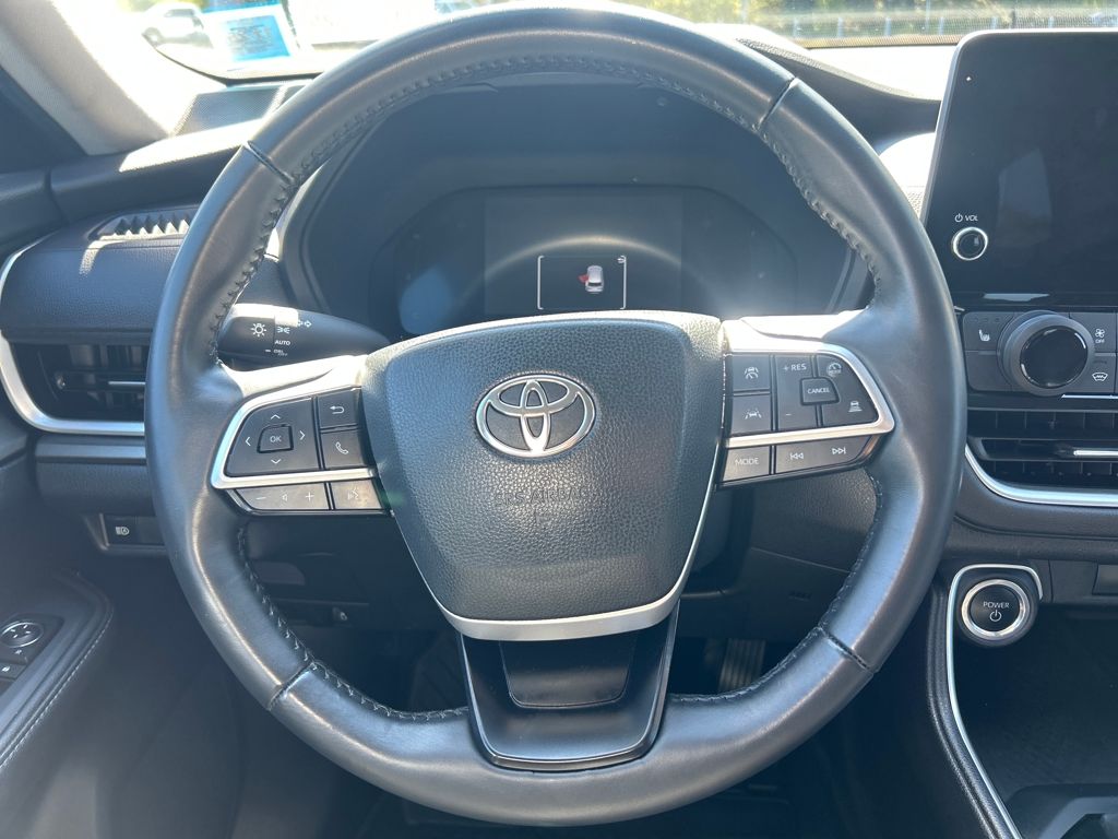 2024 Toyota Highlander Hybrid XLE photo 24