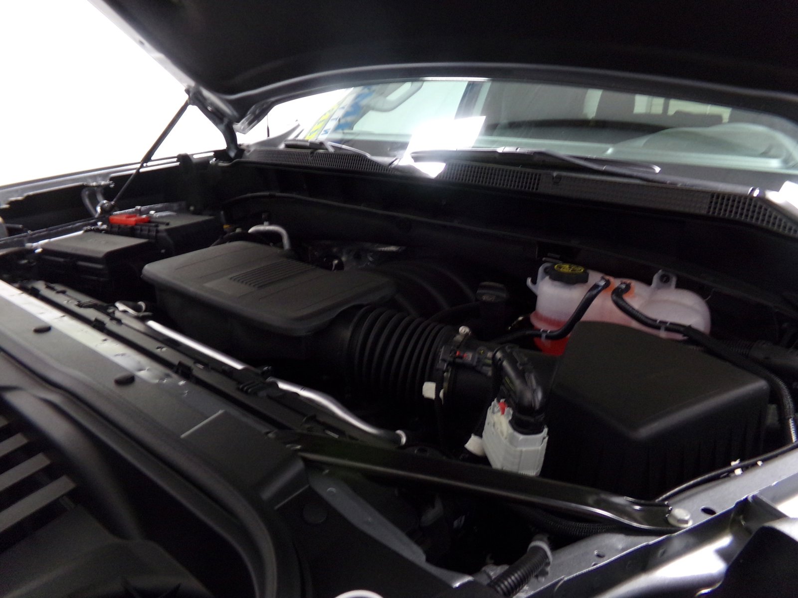 New 2024 Chevrolet Silverado 1500 LT Crew Cab in Moriarty M24078