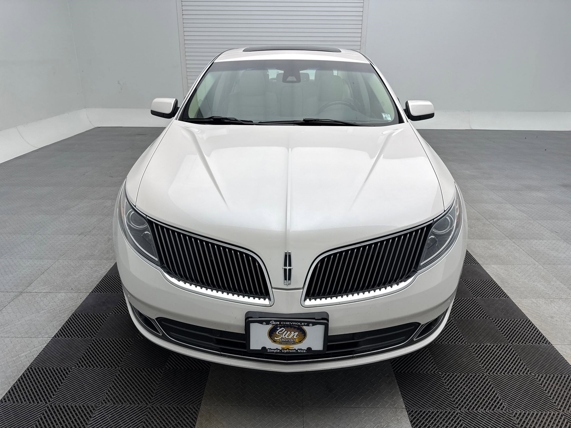 2014 Lincoln MKS EcoBoost photo 6