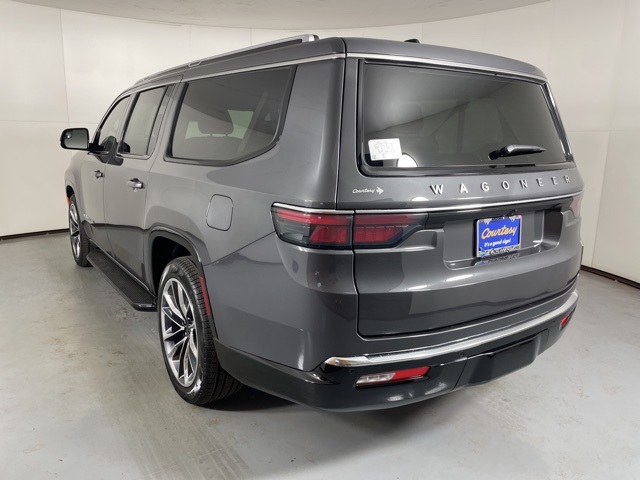 2025 Jeep Wagoneer L Series II photo 6