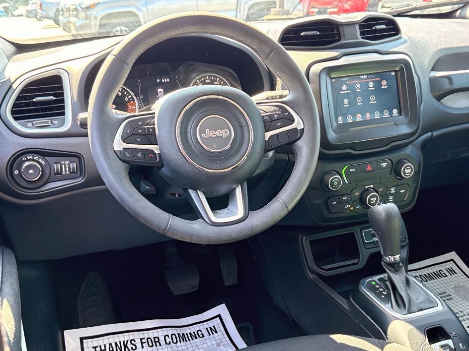 2019 Jeep Renegade Latitude photo 8