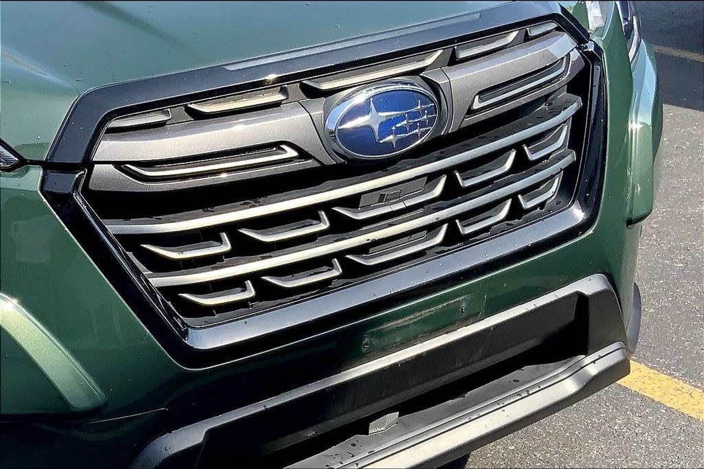 2022 Subaru Forester Limited photo 26