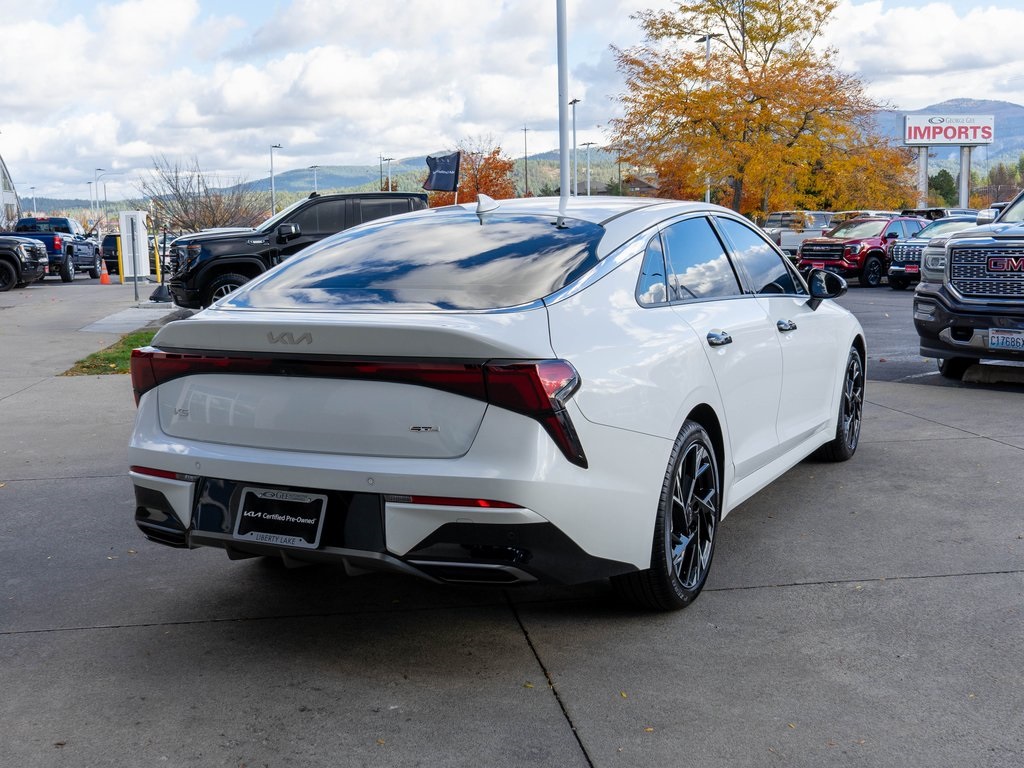 2025 Kia K5 GT-Line photo 4