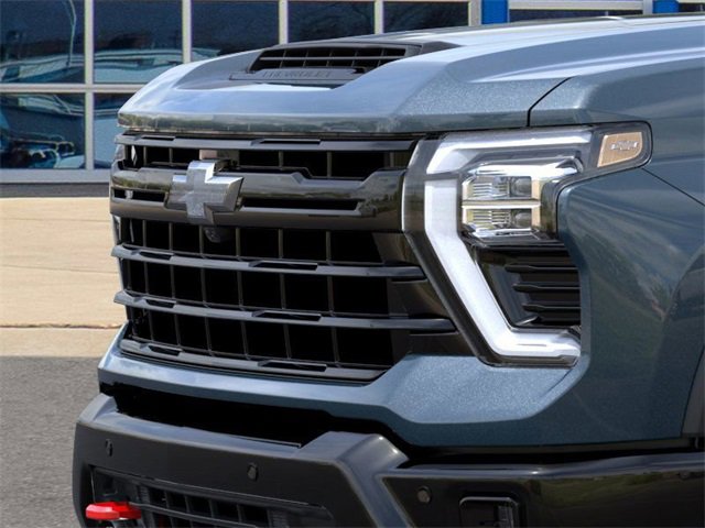 2025 Chevrolet Silverado 2500HD LTZ photo 12