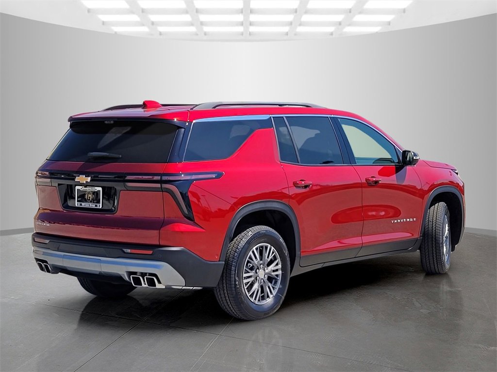 2026 Chevrolet Traverse photo 3