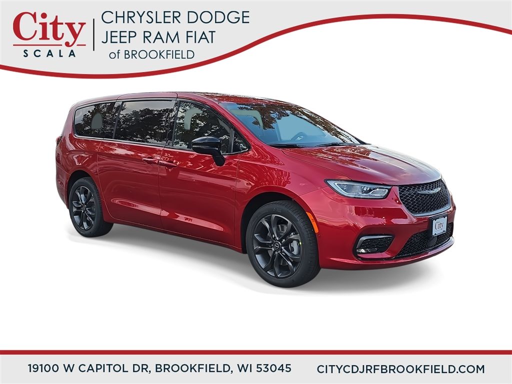 2026 Chrysler Pacifica Select's photo