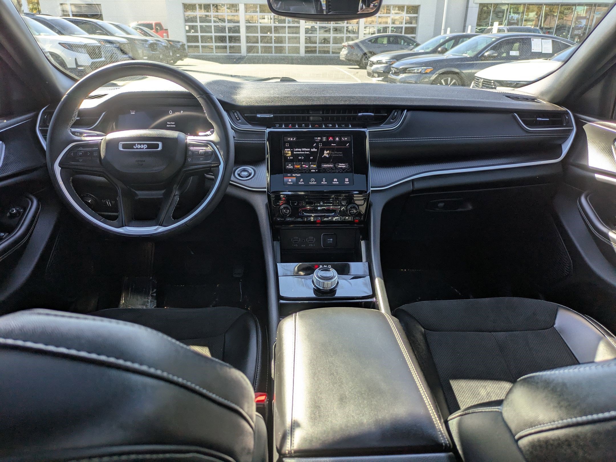 2023 Jeep Grand Cherokee Altitude photo 22