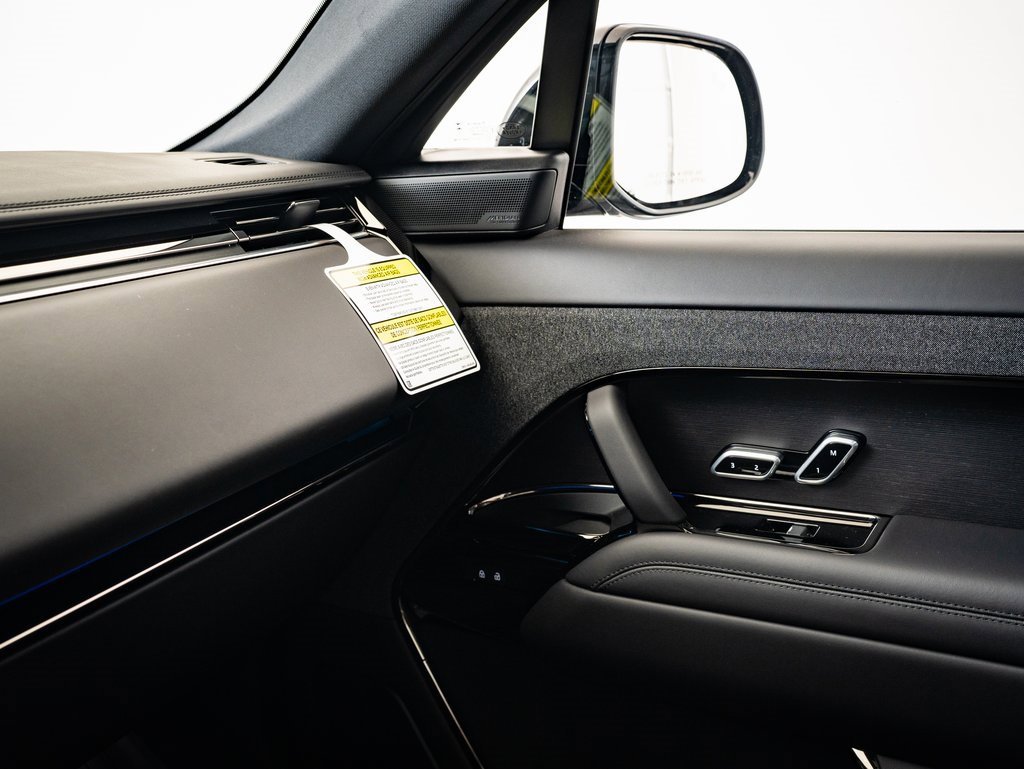 2025 Land Rover Range Rover Sport SE photo 28