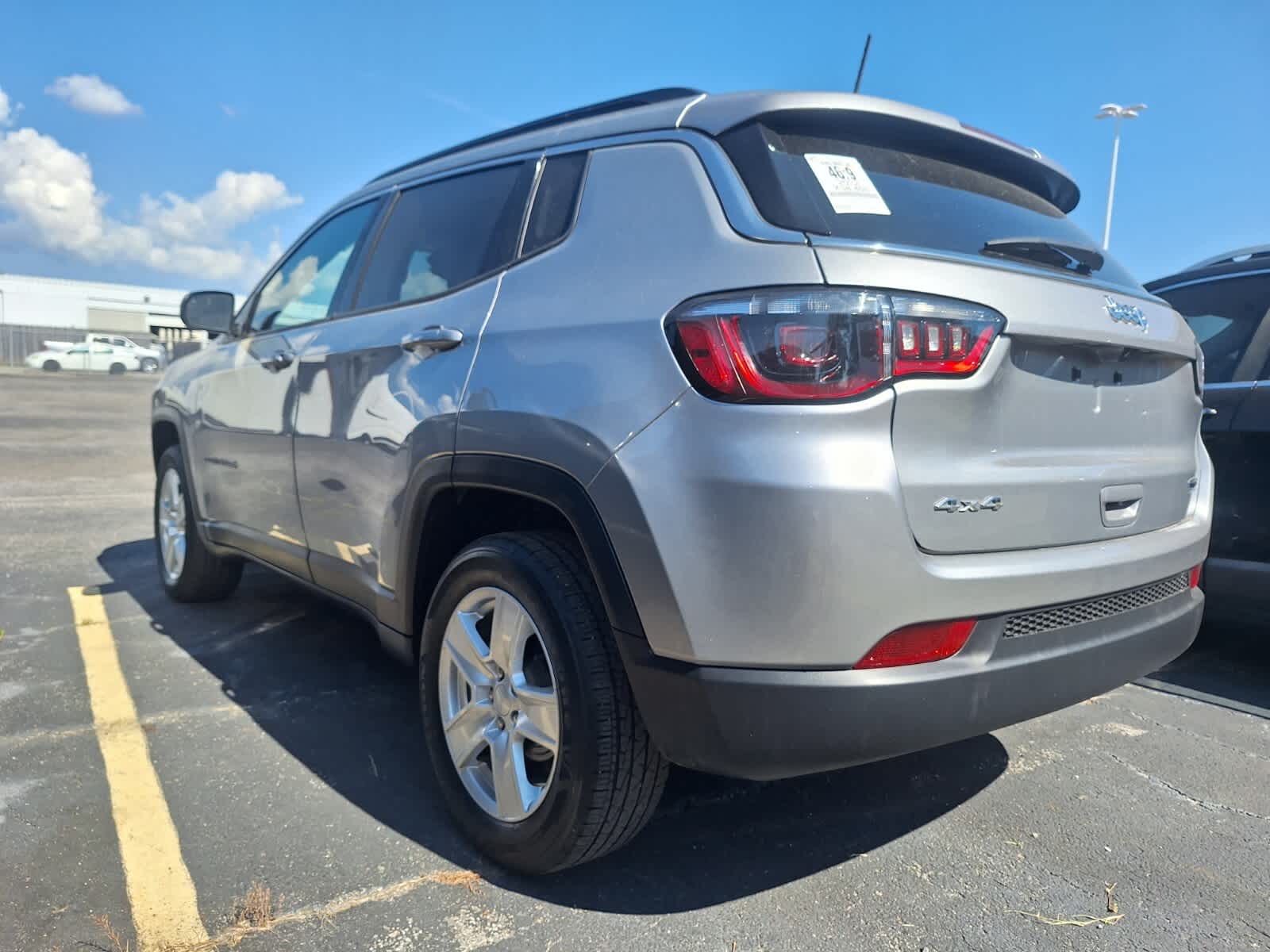 2022 Jeep Compass Latitude photo 2