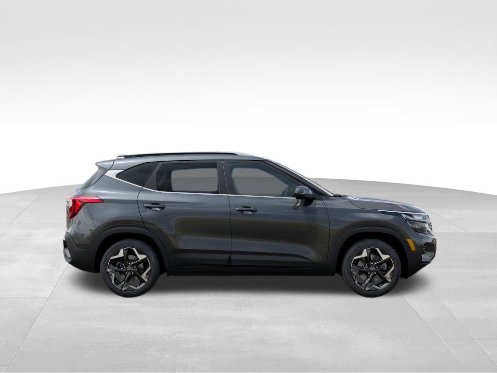 2025 Kia Seltos EX photo 6