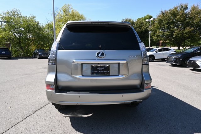2020 Lexus GX 460 photo 3
