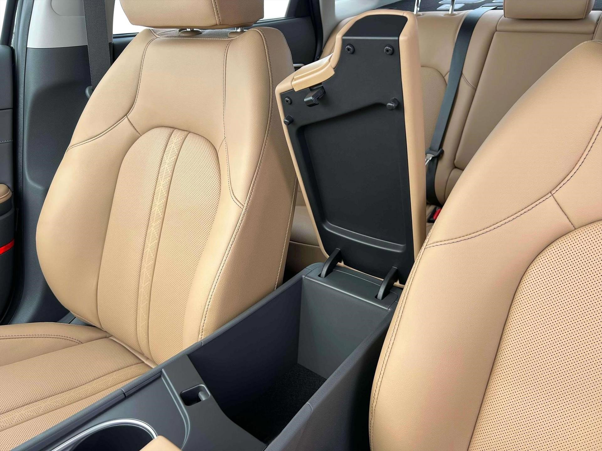2025 Hyundai Sonata Hybrid Limited photo 17