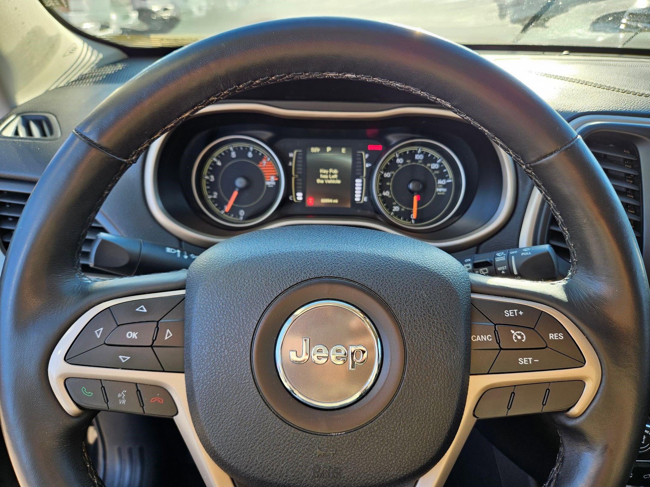 2016 Jeep Cherokee Latitude photo 18