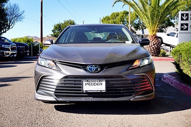 2023 Toyota Camry LE photo 4