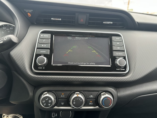 2025 Nissan Kicks Play S photo 15