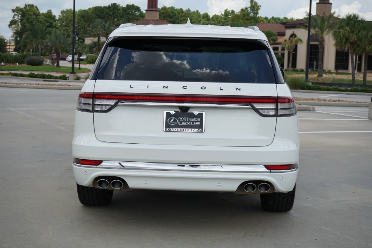 2022 Lincoln Aviator Black Label photo 6