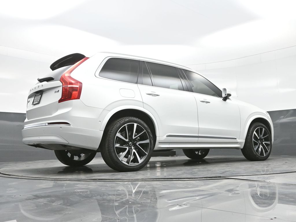 2024 Volvo XC90 Plus photo 23
