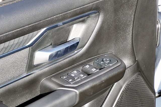 New 2026 Bright White Clear-Coat Exterior Paint RAM Big Horn/Lone Star image 29