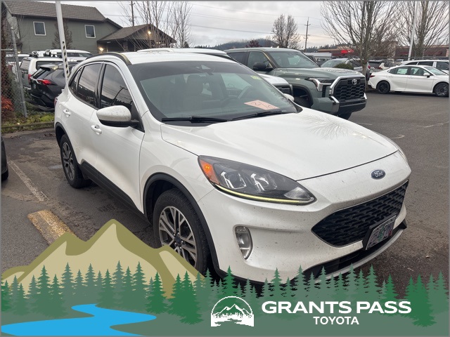 2020 Ford Escape SEL's photo