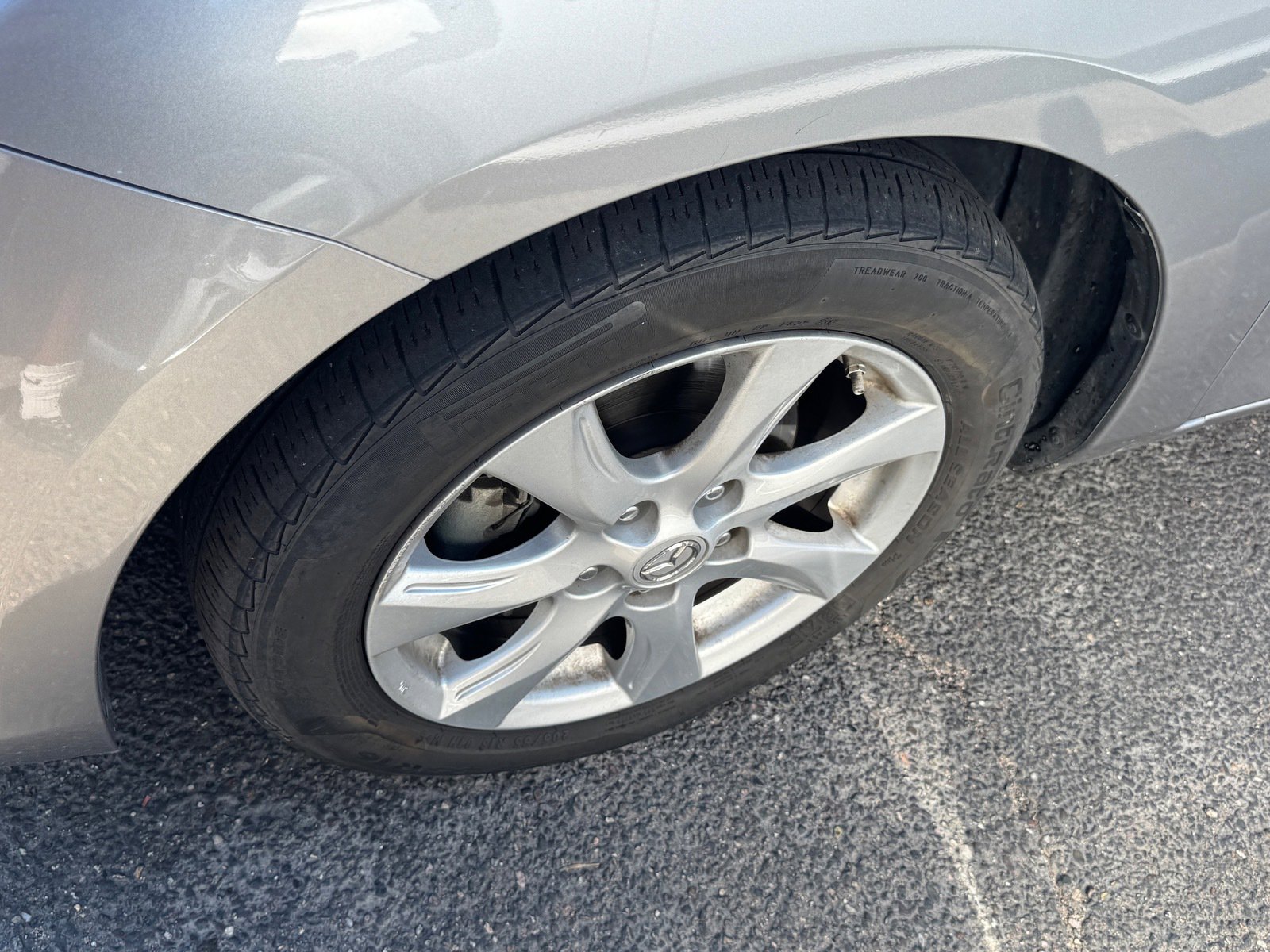2010 Mazda Mazda3 Touring photo 5