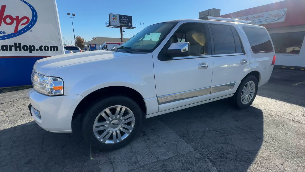 2014 Lincoln Navigator photo 4
