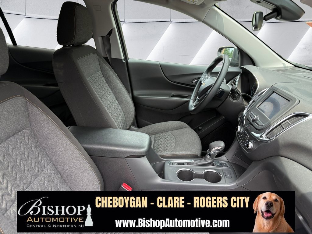 2024 Chevrolet Equinox LT photo 16