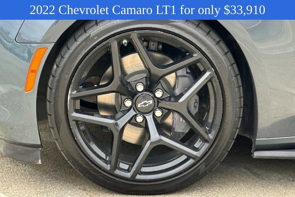 2022 Chevrolet Camaro LT1 photo 23