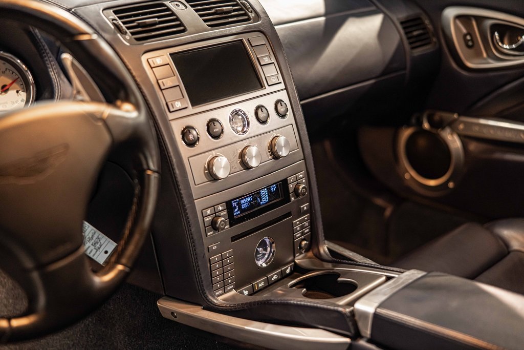 2006 ASTON MARTIN VANQUISH - Image 19