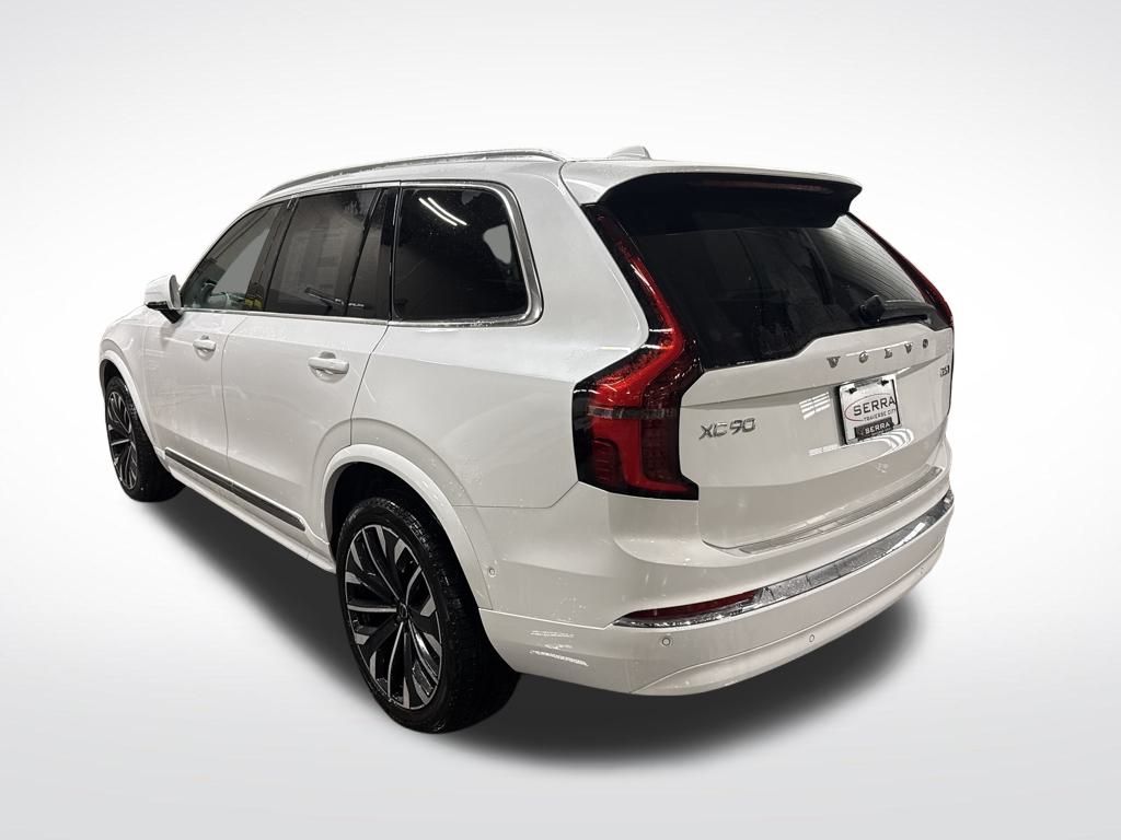 2026 Volvo XC90 AWD Plus photo 3