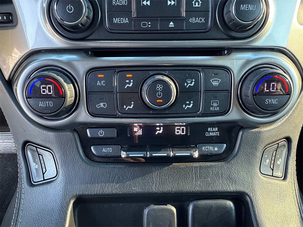 2018 Chevrolet Tahoe LT photo 21